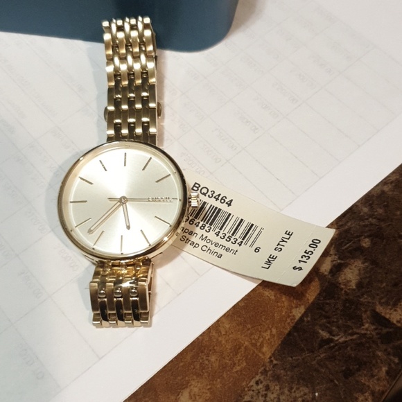 Watch - Picture 2 of 3